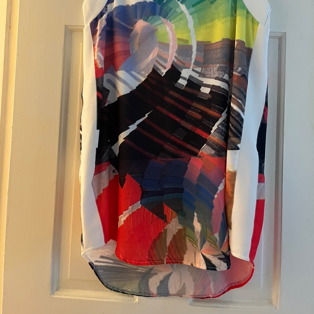 Tunic - Picture 2 of 3